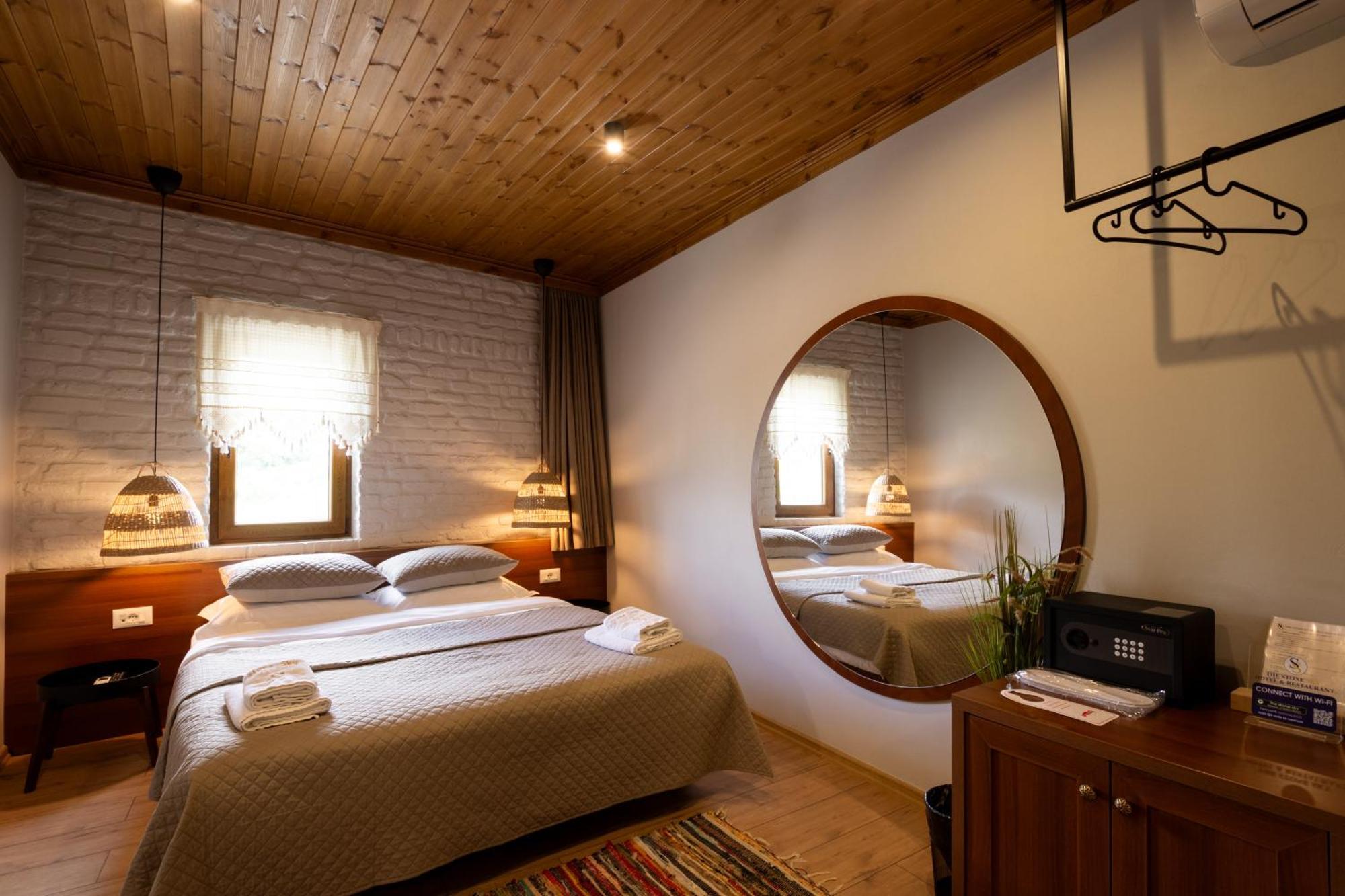 The Stone Sky Hotel Gjirokastër Exterior foto